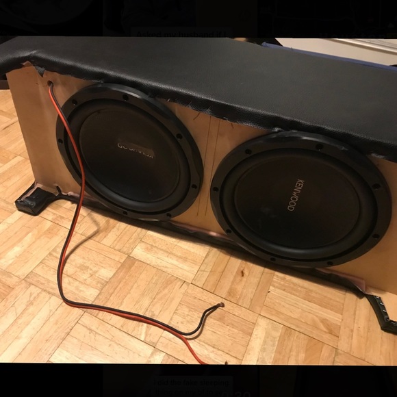 Console - Picture 2 of 3